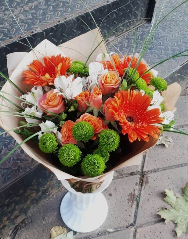 Букет цветов из: Герберы, Хризантемы, Альстромерии и Розы в Ендовище
