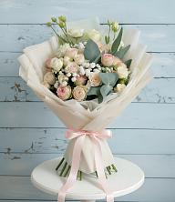 Букет цветов из:  Розы и Лизиантусы в Ендовище