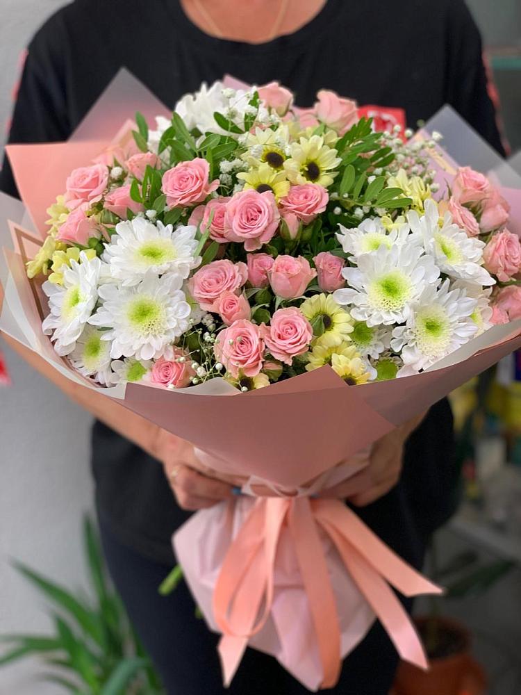 Букет цветов из: Розы и Хризантемы в Ендовище