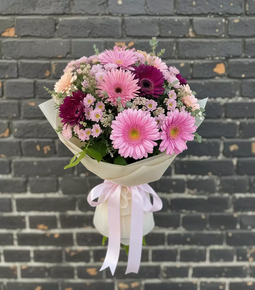 Букет цветов из: Герберы и Хризантемы в Ендовище