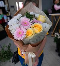 Букет цветов из:  Герберы, Розы и Хризантемы в Ендовище
