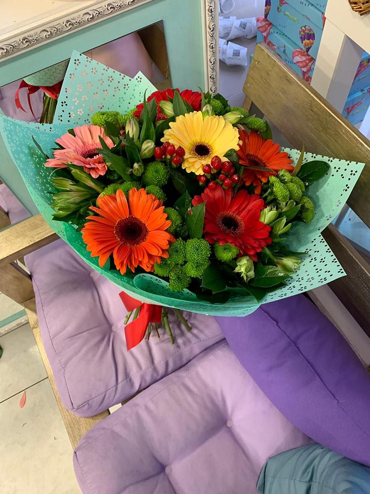 Букет цветов из: Герберы, Хризантемы и Альстромерии в Ендовище