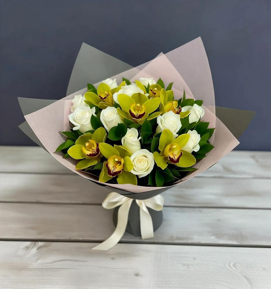 Букет цветов из: Орхидеи и Розы в Ендовище