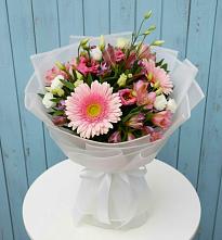 Букет цветов из:  Герберы, Альстромерии и Лизиантусы #REPLACE_PRED# Ендовище