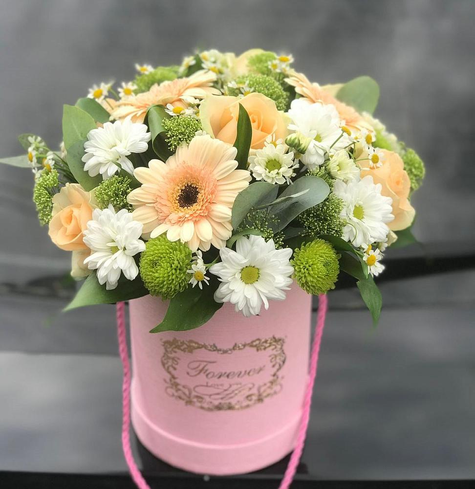 Цветочная композиция из Розы, Герберы и Хризантемы в шляпной коробке в Ендовище